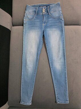 Wallflower Stretch Skinny Jeans Size 5 - Light Wash